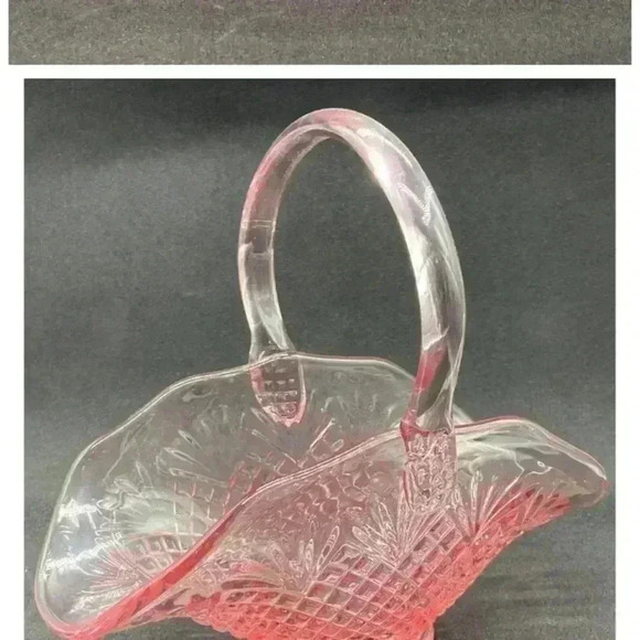 L.E. Smith vintage Pink Carnival Glass with  handle - Picture 3 of 10